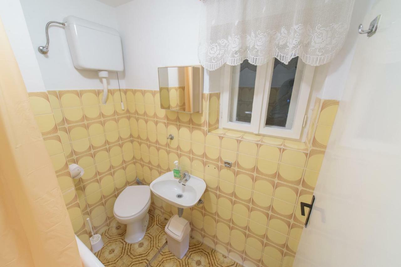 Apartman Lucijan Kaštela Exteriér fotografie